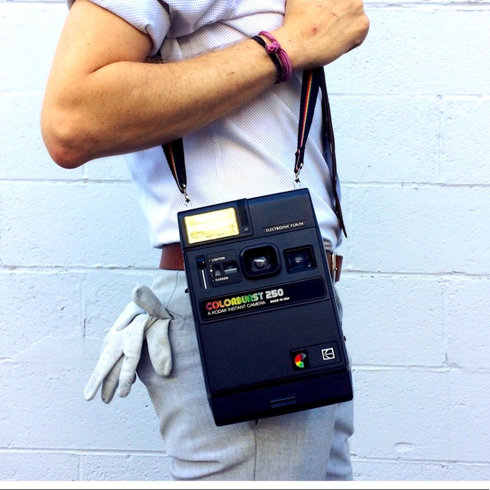Kodak | Vintage Colorburst 250 Instant Camera With Retro Strap Electronic Flash